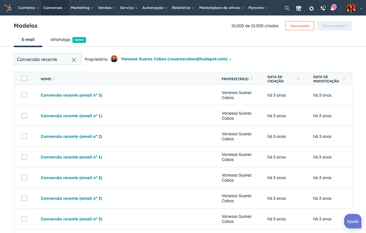 Coleção de modelos de e-mail mostrada no software de modelos de e-mail da HubSpot